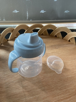 Soft Spout Baby Sippy Cup Non Spill Handles Untuk Tangan Kecil 9+ Bulan